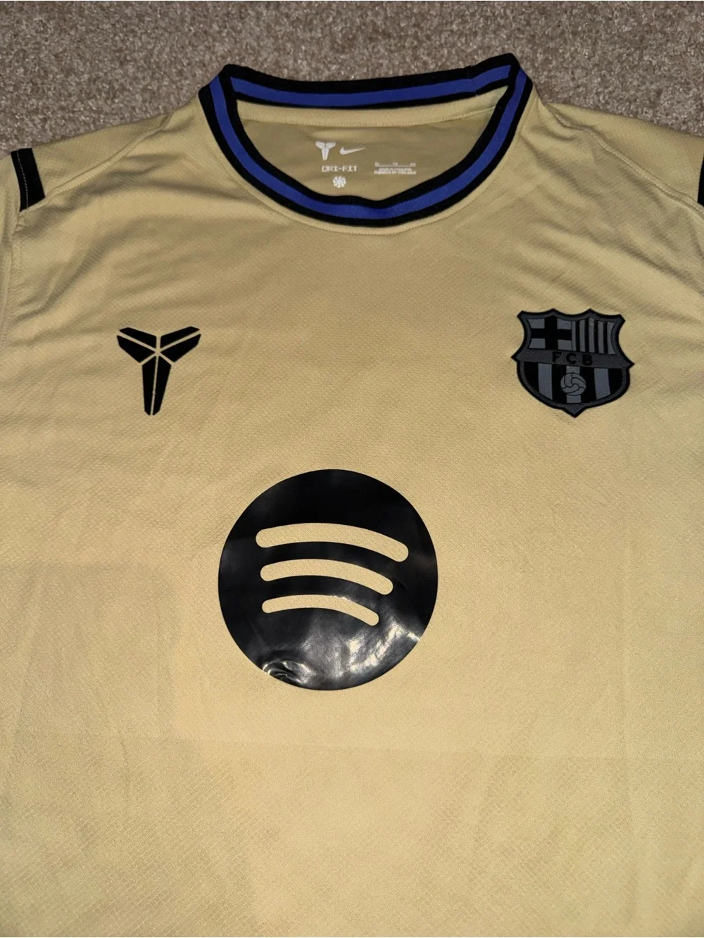 Nike FC Barcelona x Kobe 2026 Pedri #8 Men’s Away Soccer Jersey 🆕